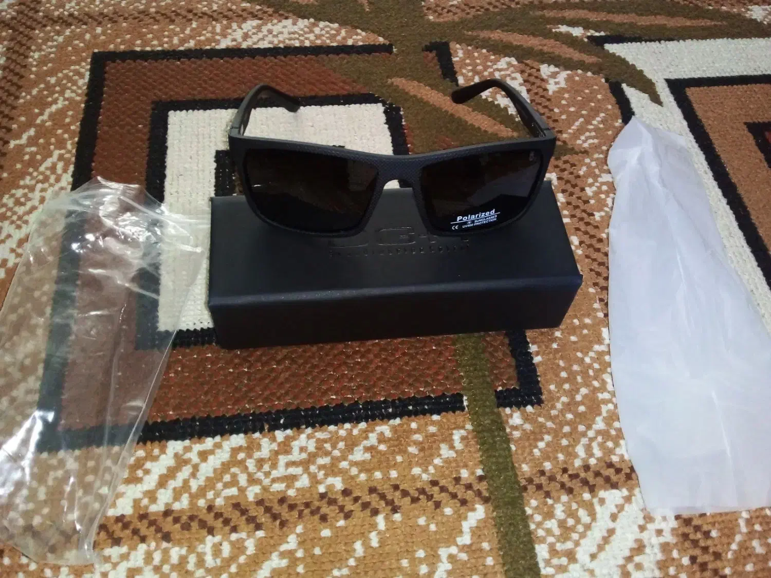 عینک|زیورآلات و اکسسوری|کاشان, کارگر|دیوار