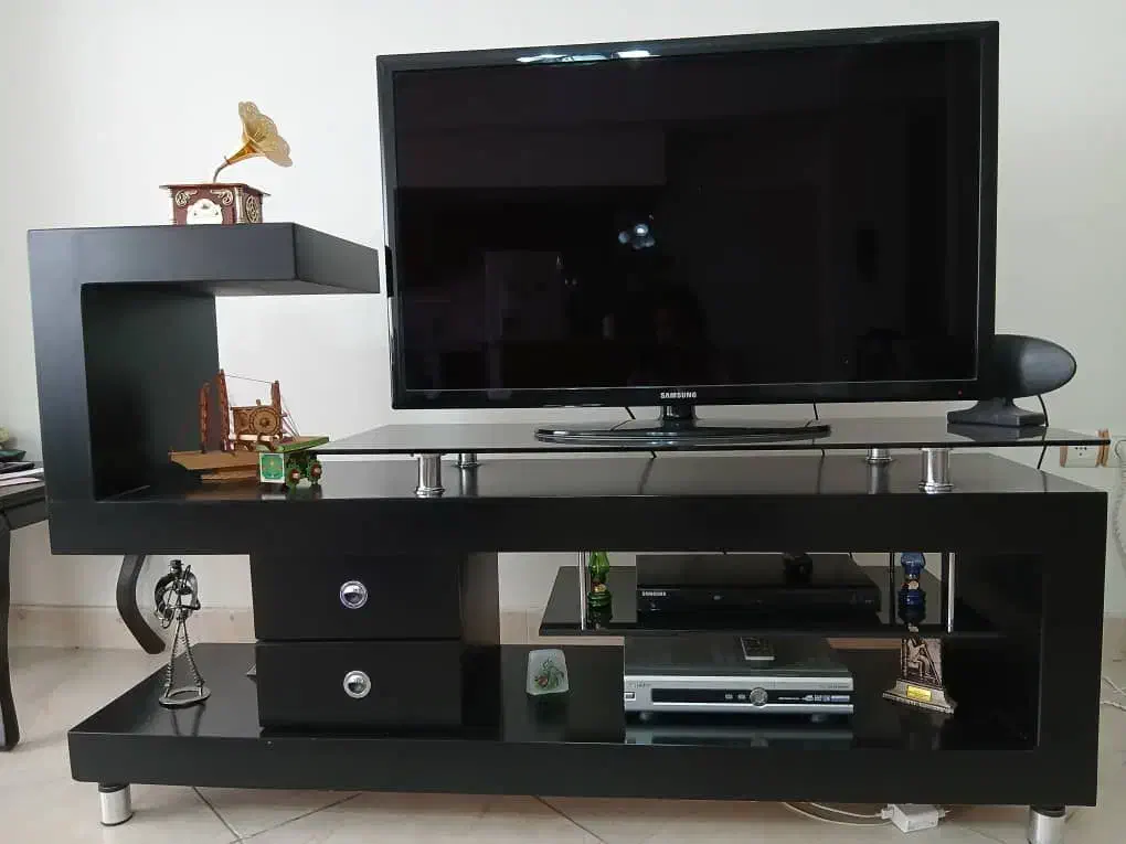 میز تلویزیون درحد نو|میز تلویزیون|محمدشهر, سیدآباد|دیوار