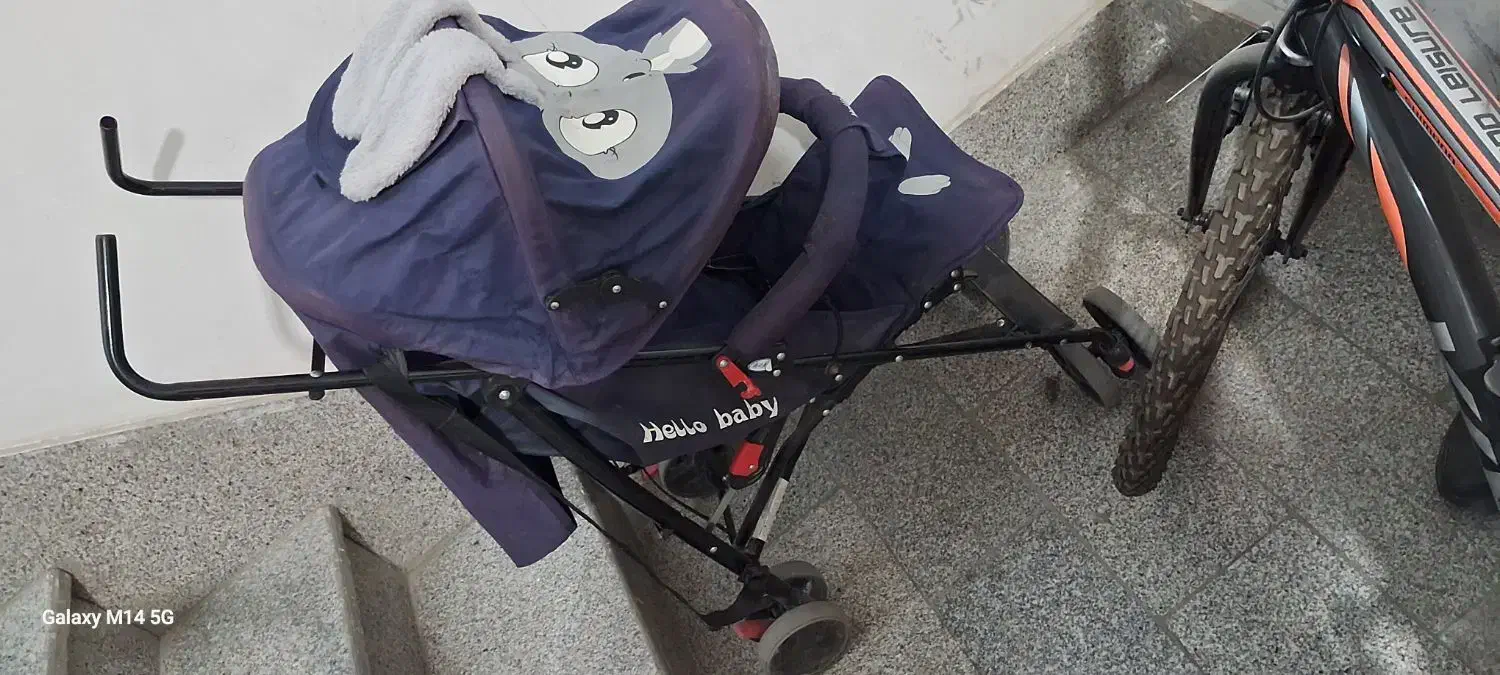 کالسکه عصایی خارجی|کالسکه و لوازم جانبی|مشهد, جانباز|دیوار