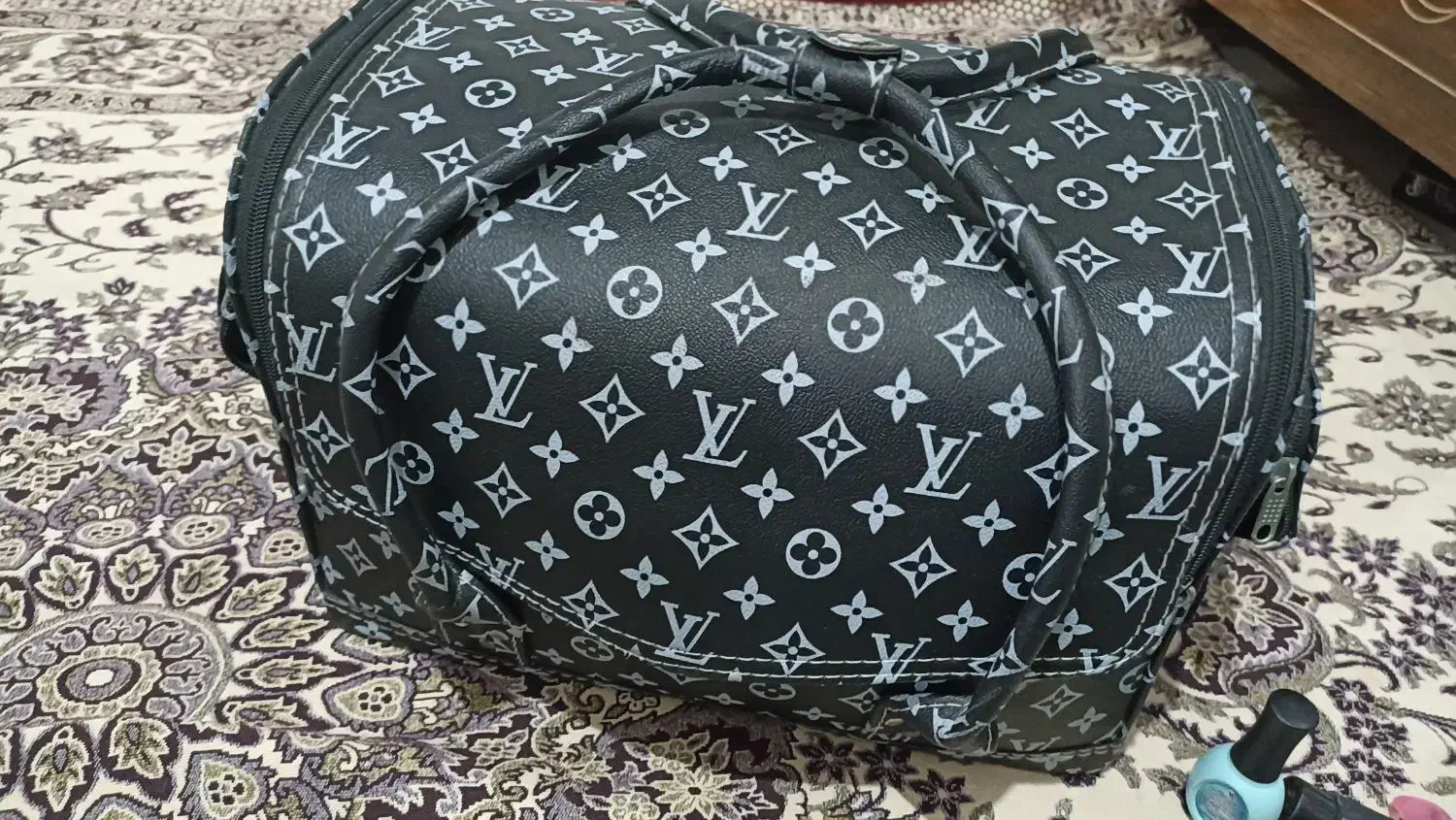 لوازم کاشت ناخن|آرایشگاه و سالنهای زیبایی|رشت, انصاری|دیوار