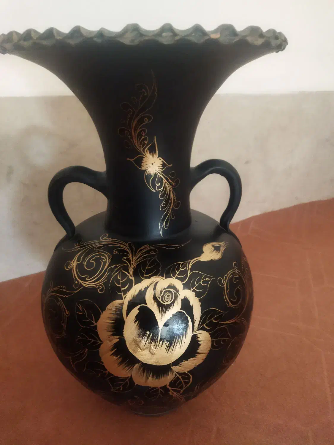 گلدان قدیمی درحدنو|گل مصنوعی|ارومیه, |دیوار