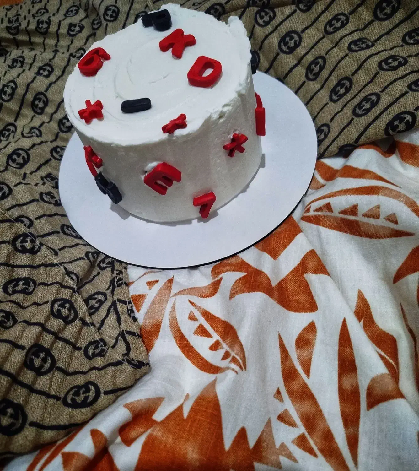 انواع کیک خامه ای، وکافیشاپی|خدمات پذیرایی، مراسم|مراغه, |دیوار