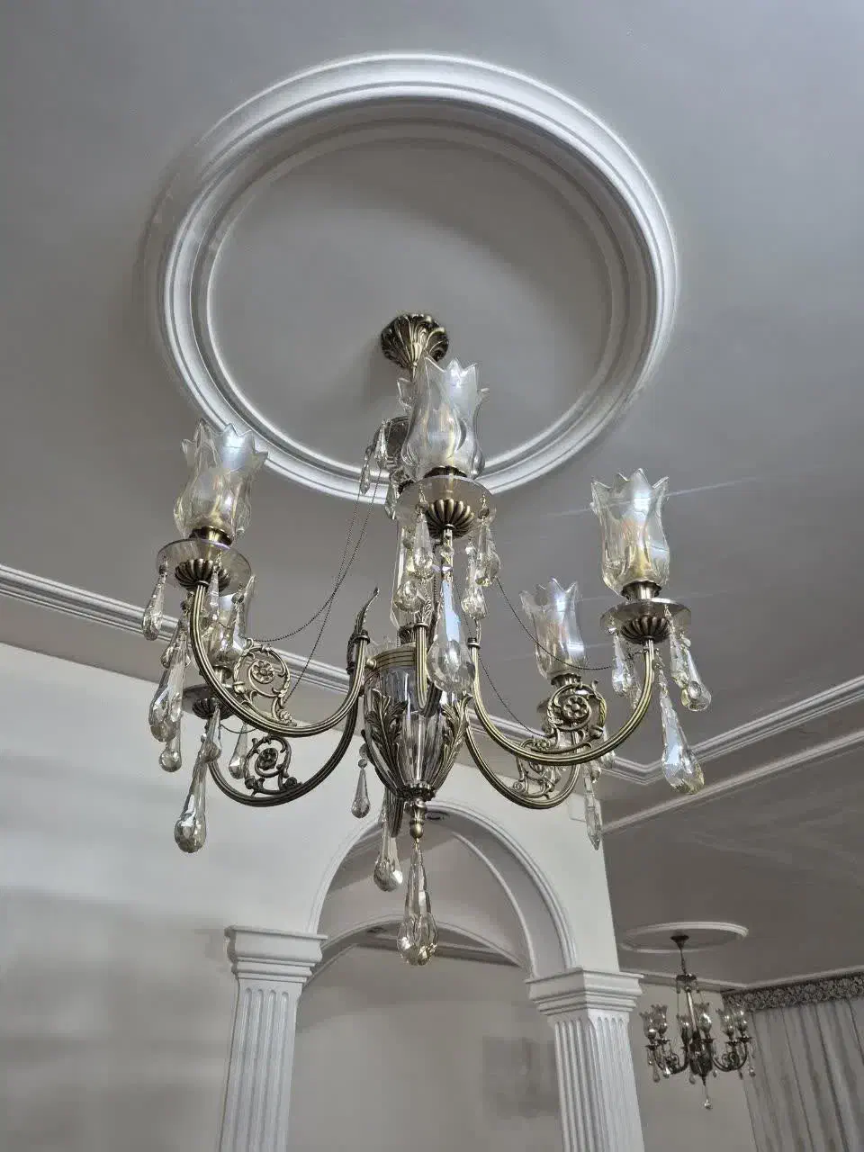 لوستر برنجی|لوستر و چراغ آویز|کاشان, معلم|دیوار