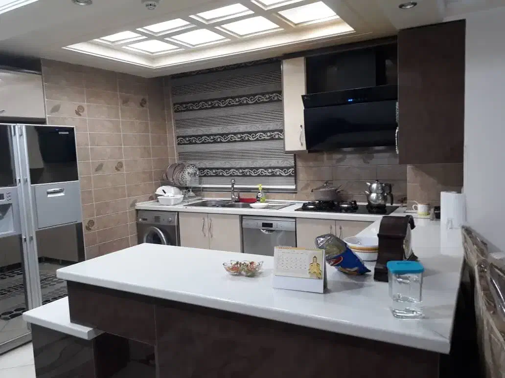 رهن و اجاره سه خوابه114متری لوکس در نمای برج ترنج