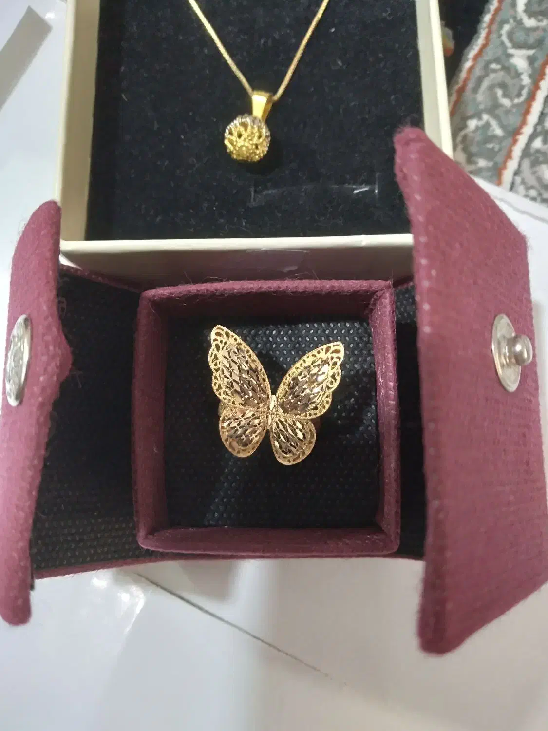 طلا|جواهرات|فردیس, فردیس|دیوار