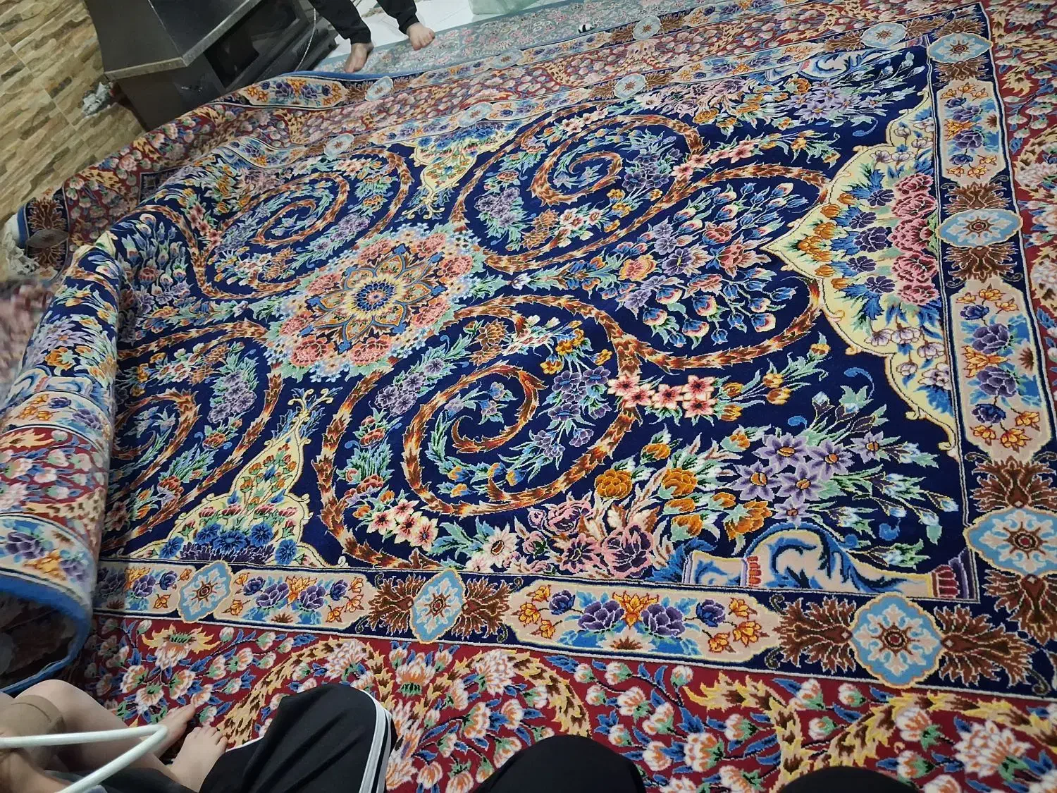 فروش فرش دستبافت یزد ۹متری|فرش|تهران, هفده شهریور|دیوار