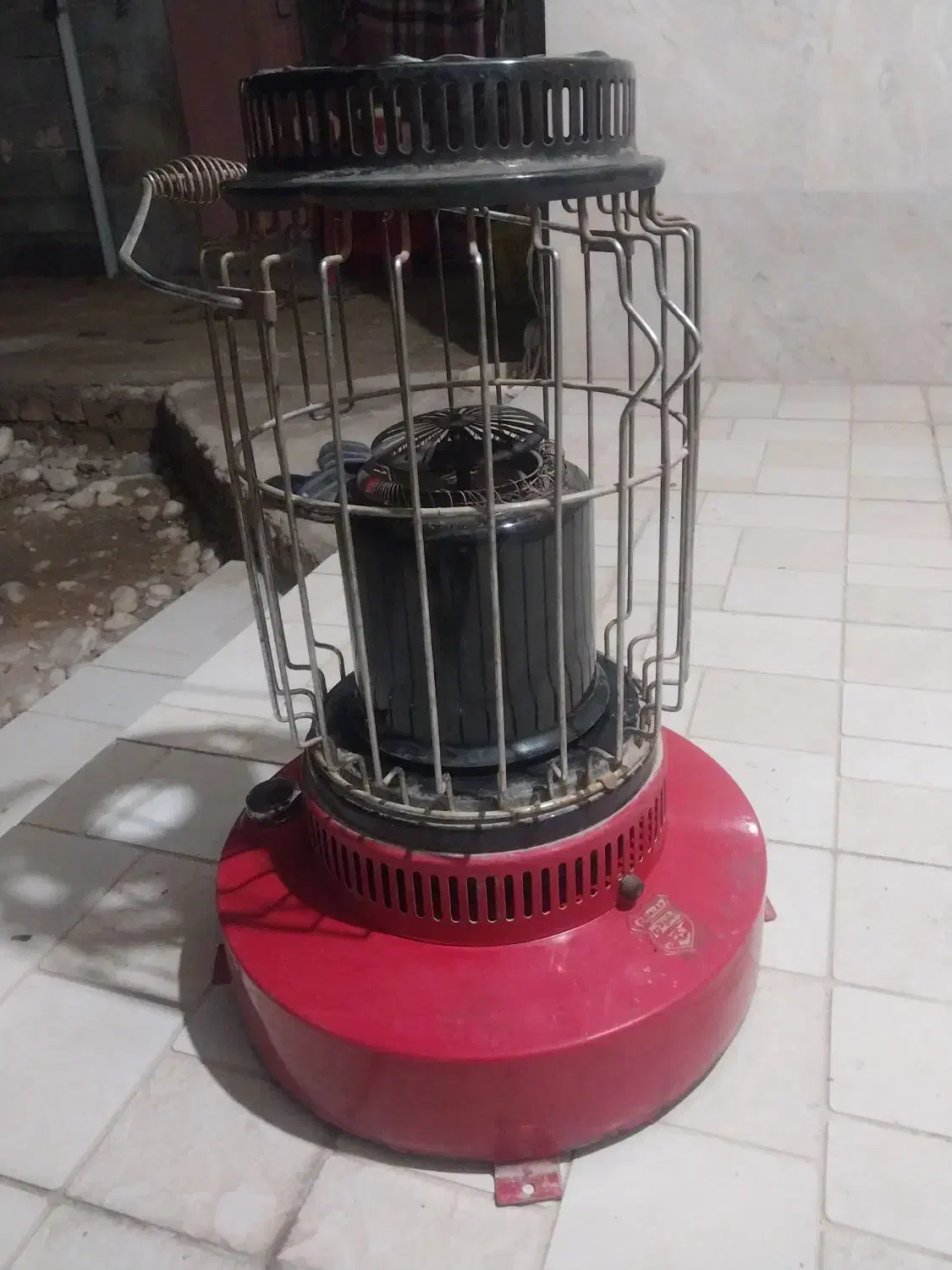 چراغ نفتی|بخاری، هیتر، شومینه|آشخانه, |دیوار