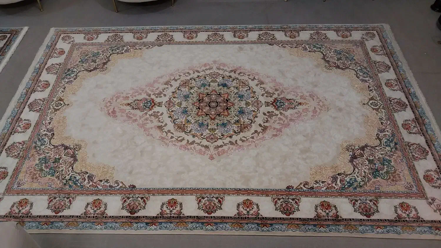 دو عدد فرش ۶متری جدید فروش فوری به علت کمبود جا|فرش|نسیم‌شهر, |دیوار