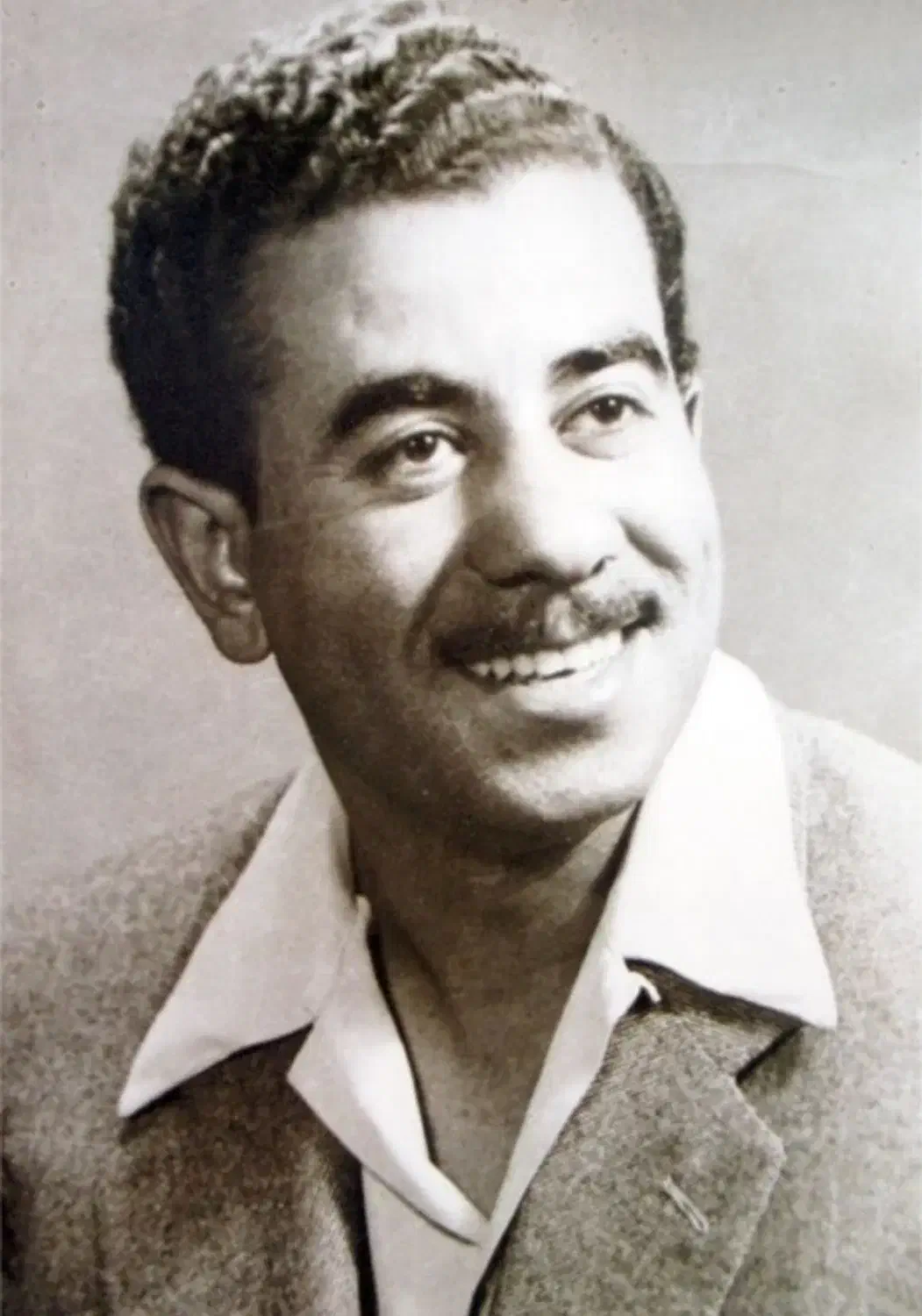 ۷۰۰۰ آهنگ صوتی قدیمی ایرانی در یک فلش ۶۴ گیگ|فیلم و موسیقی|تهران, عباسآباد|دیوار