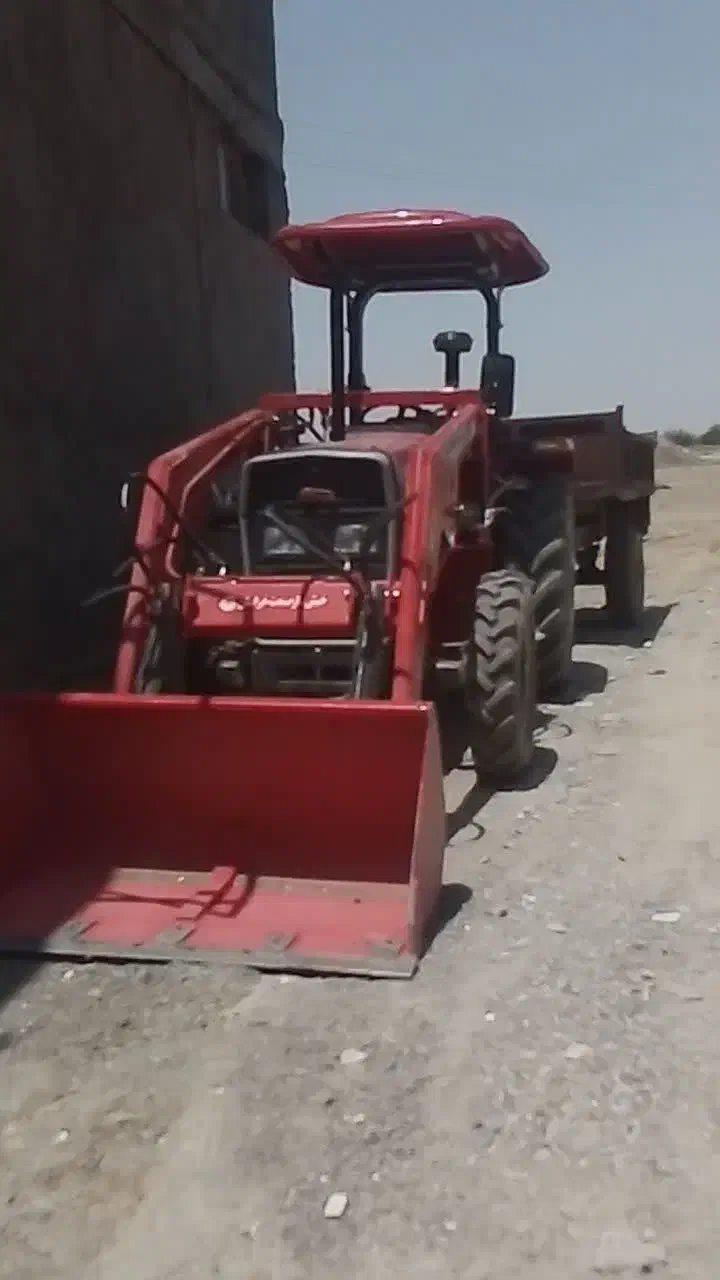 خدمات تراکتوربیل لودری|خدمات حمل و نقل|گناباد, |دیوار