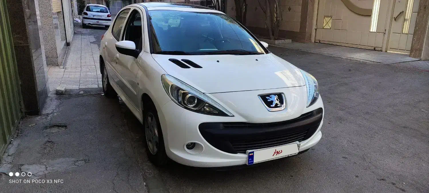 ۲۰۷پانا معاوضه با ۲۰۶یا ساینا|خودرو سواری و وانت|اصفهان, جلالیه|دیوار