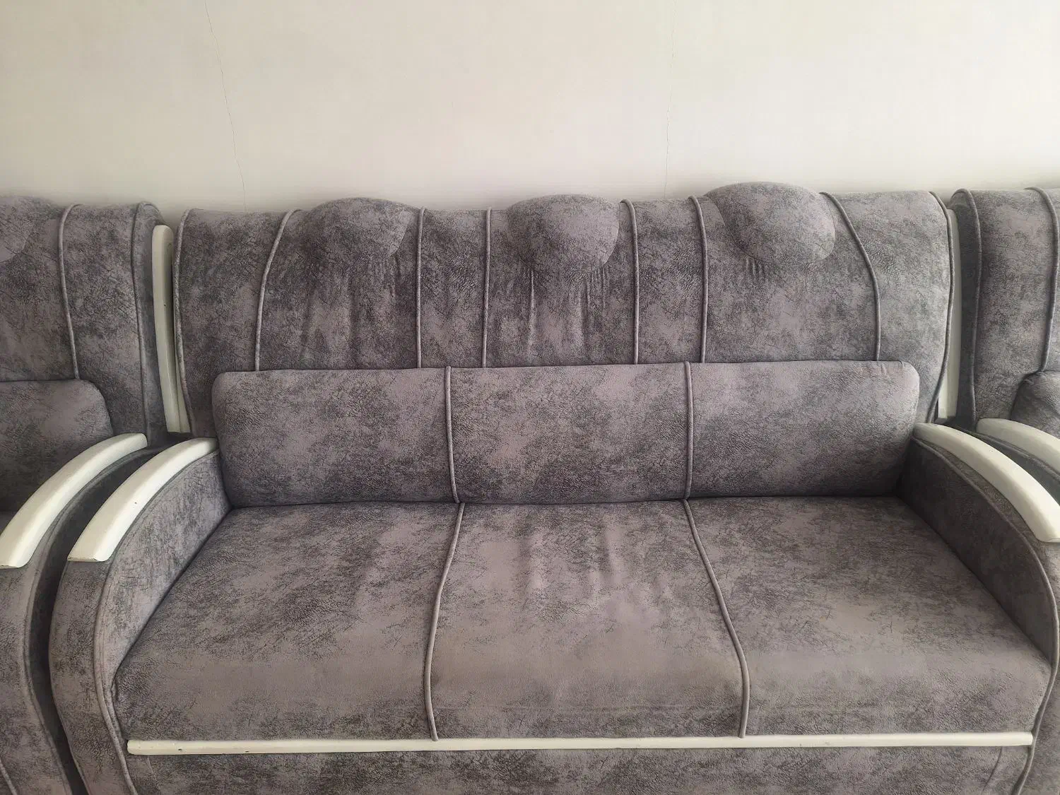 مبل ۷نفره|مبلمان خانگی و میز عسلی|نیشابور, شهرک رضوی|دیوار