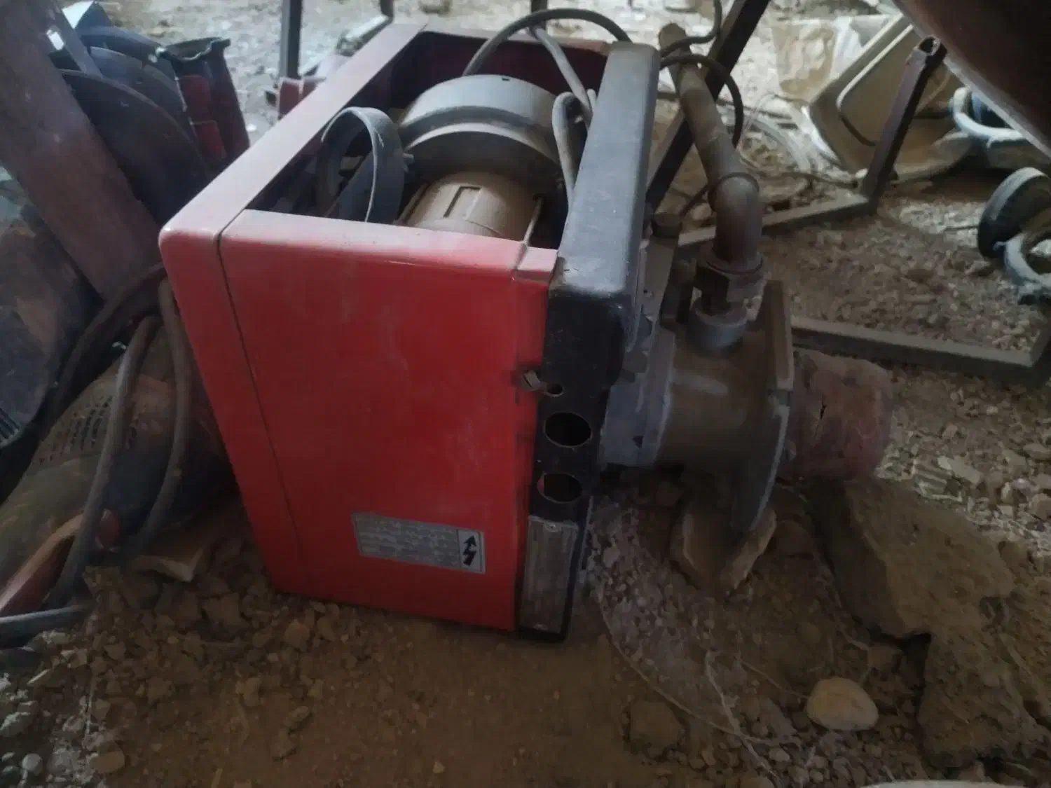 پمپ و مشعل موتورخونه|آبگرمکن، پکیج، شوفاژ|برخوار, |دیوار