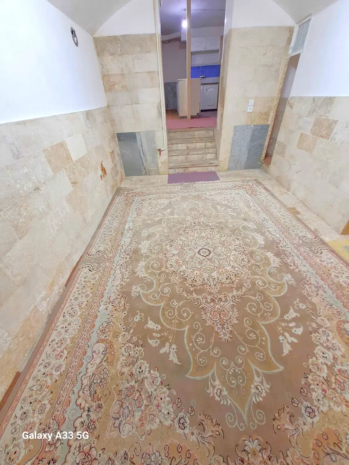 خانه نزدیک حرم دو اتاق مجزا|اجارهٔ خانه و ویلا|قم, باغ شازده|دیوار