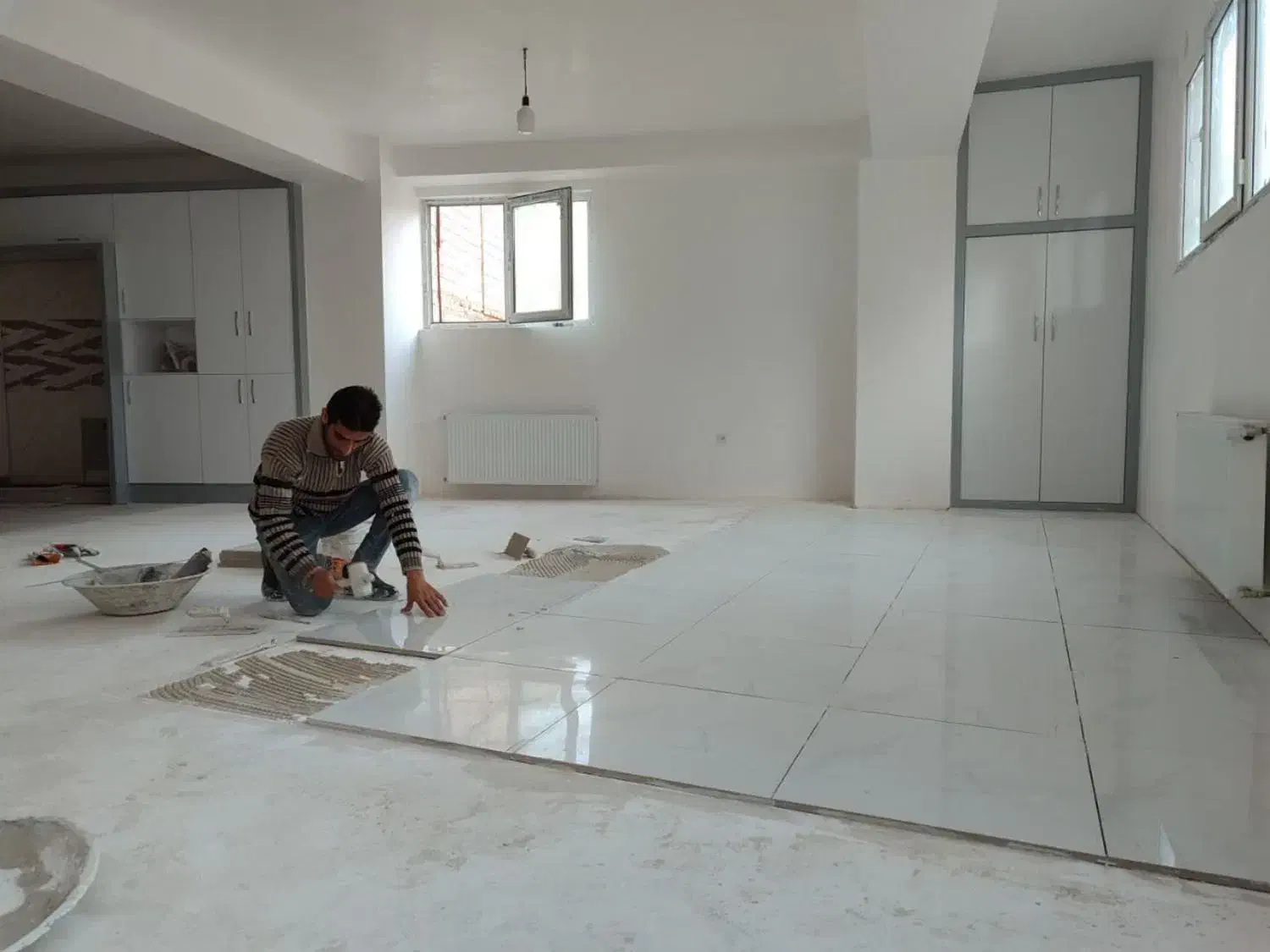 کاشی کاری سرامیک ،کاشیکاری ،نشتیابی ،تخریب،نشت یاب|خدمات پیشه و مهارت|تبریز, |دیوار