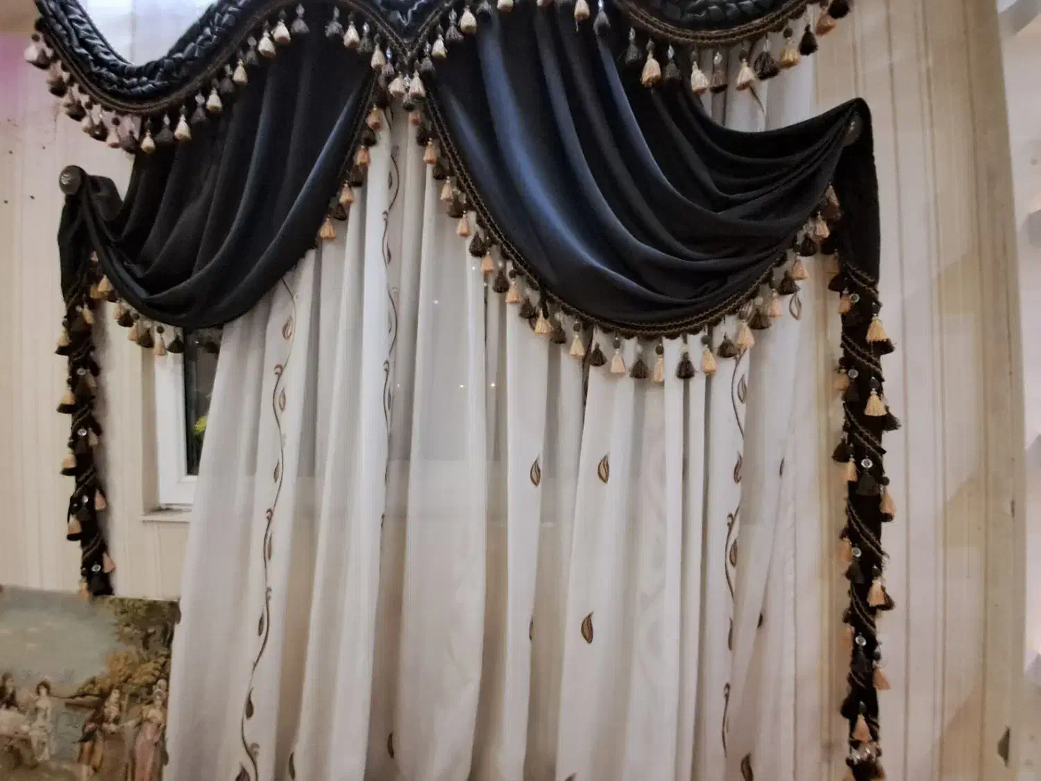 پرده کرم قهوه ای|پرده، رانر، رومیزی|مسجد سلیمان, |دیوار