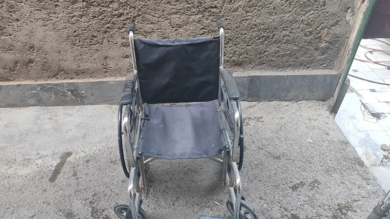 دو عدد ویلچر|آرایشی، بهداشتی، درمانی|قم, آذر (نکویی)|دیوار