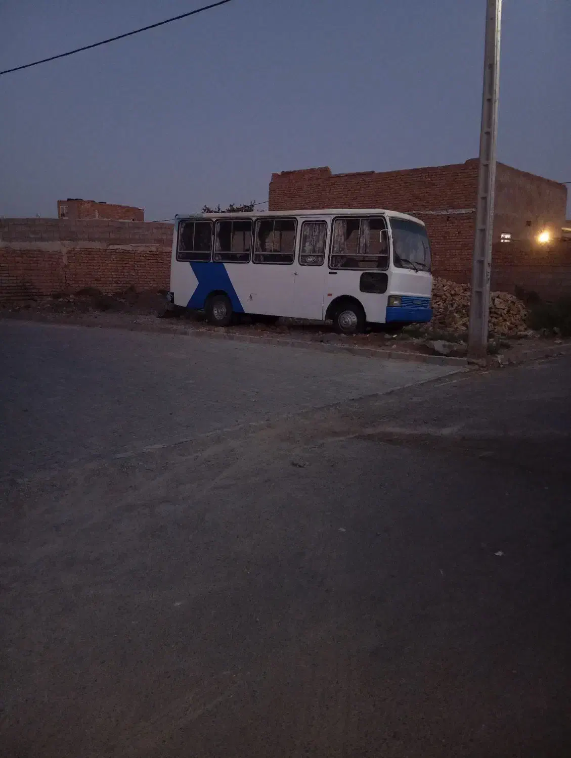 مینی بوس ایویکو مدل ۷۱چند سال خاب|خودرو سنگین|تربت جام, میان جام|دیوار