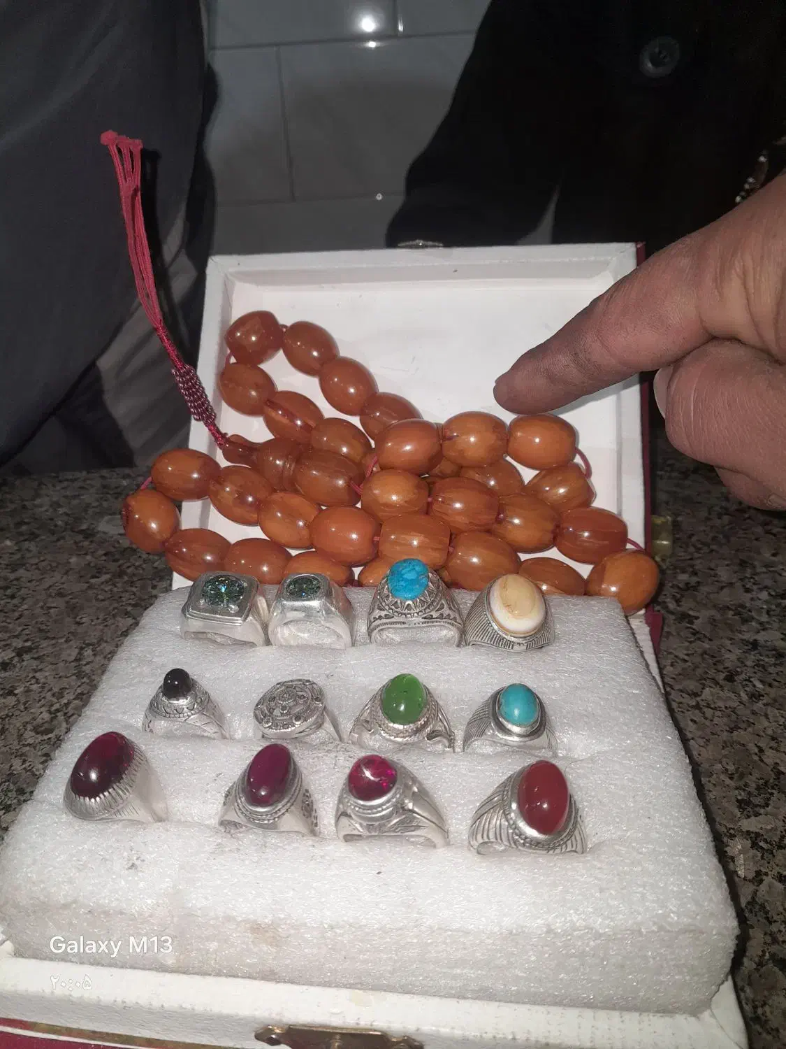 باعرض سلام تسبیح کهربا وانگشترهای کهنه|جواهرات|مشگین شهر, |دیوار