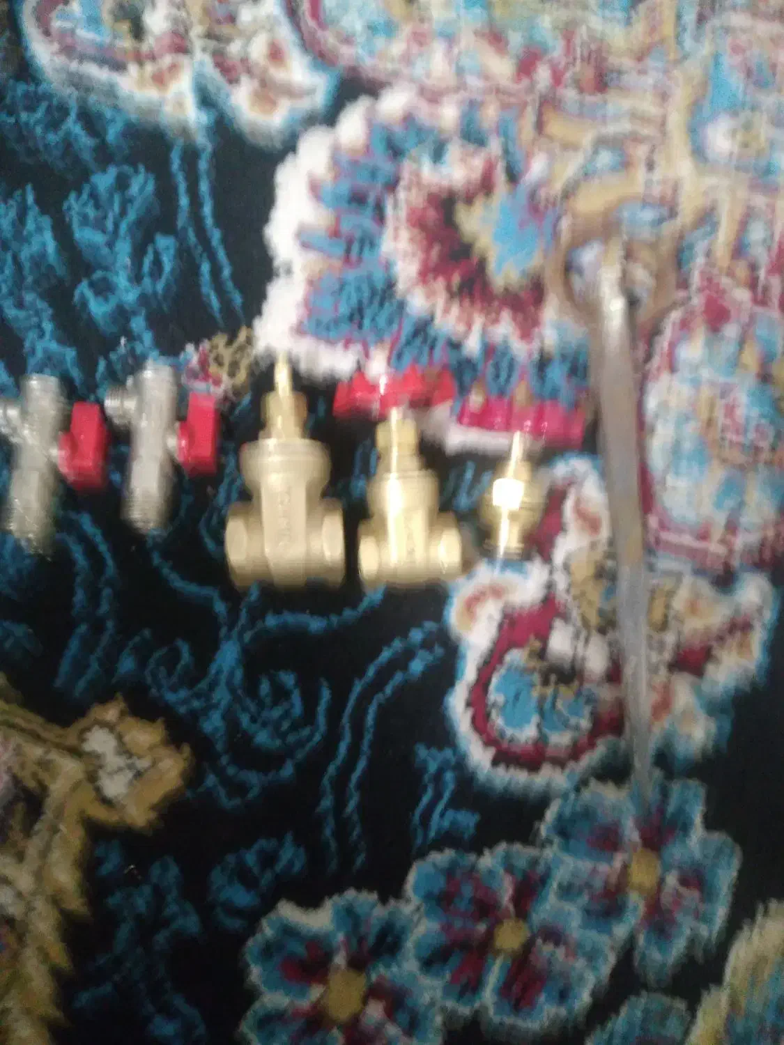 فروش شیرآلات برنجی نو|لوازم سرویس بهداشتی|فولادشهر, B1|دیوار