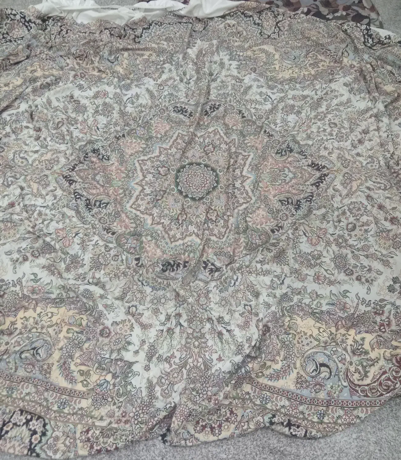 رو فرشی کشدار ترک در حد نوقیمت ۲۰۰۰۰۰۰۰ملیون|روفرشی|تهران, بهمن یار|دیوار