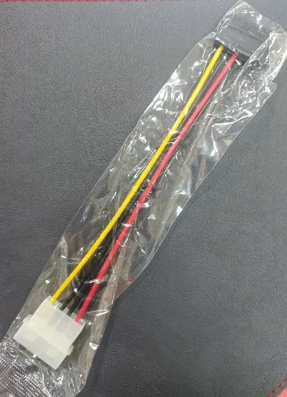 کابل تبدیل برق 4 پین ساتا|قطعات و لوازم جانبی رایانه|اردبیل, |دیوار