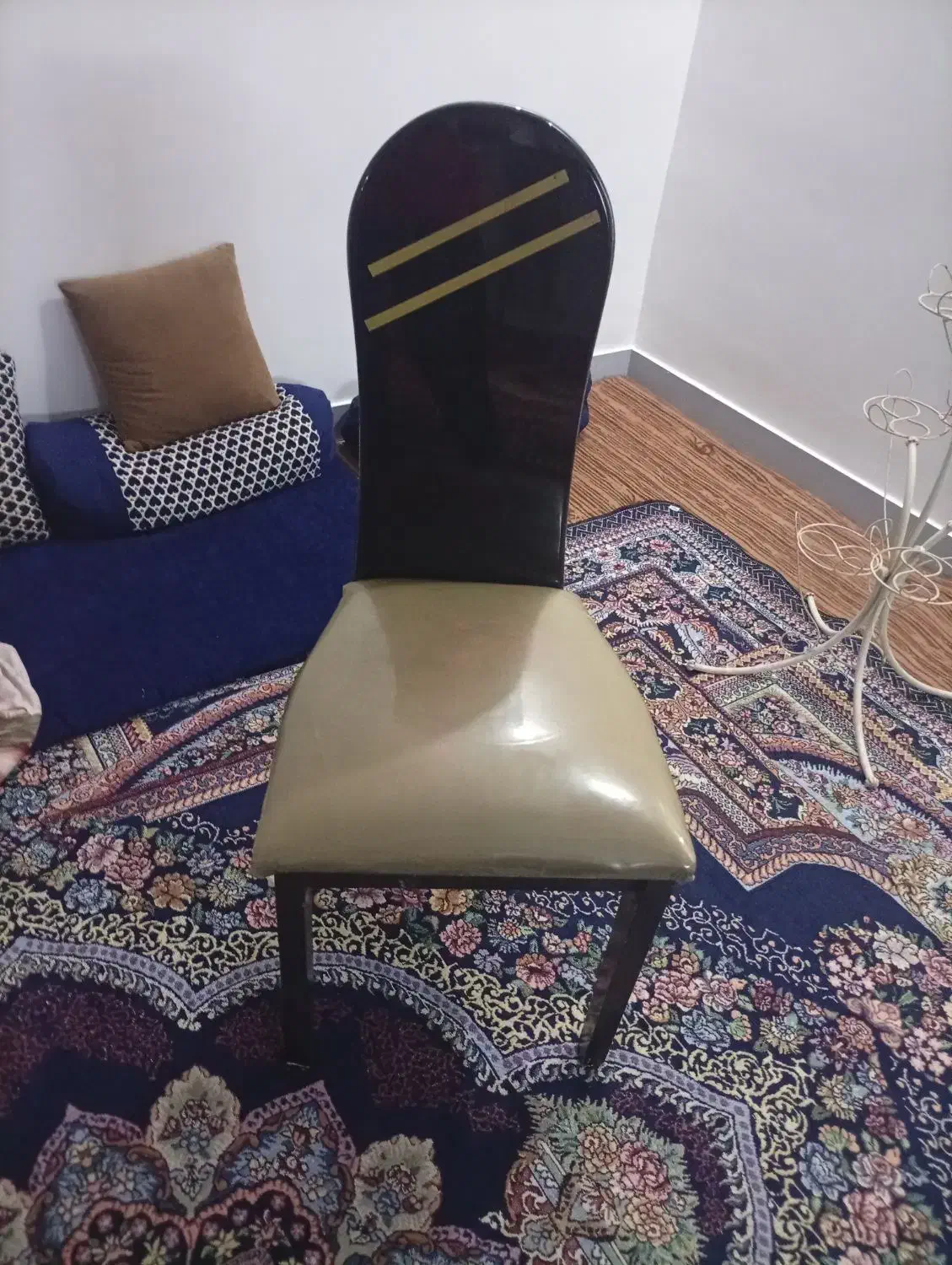 درحدنو|صندلی و نیمکت|اهواز, لشکرآباد|دیوار