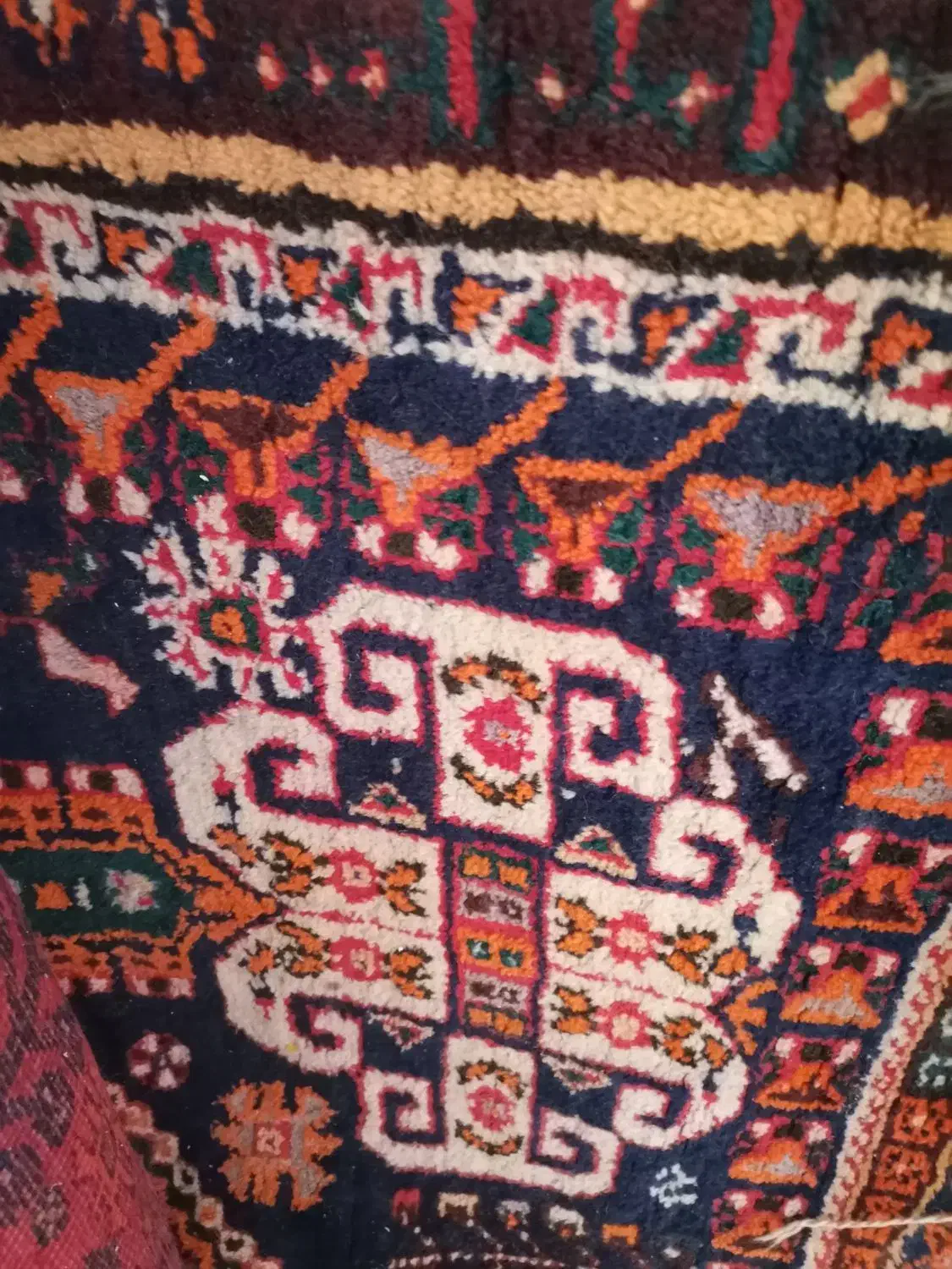 فروش فرش دستبافت 4متری کاملا سالم|فرش|شیراز, دوکوهک|دیوار