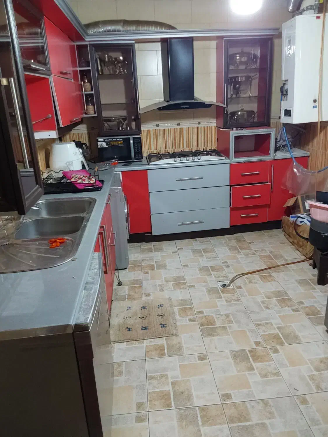 اجاره آپارتمان در مرکز شهر به صورت روزانه و هفتگی|اجارهٔ کوتاهمدت آپارتمان و سوئیت|مرودشت, ابوذر شمالی|دیوار