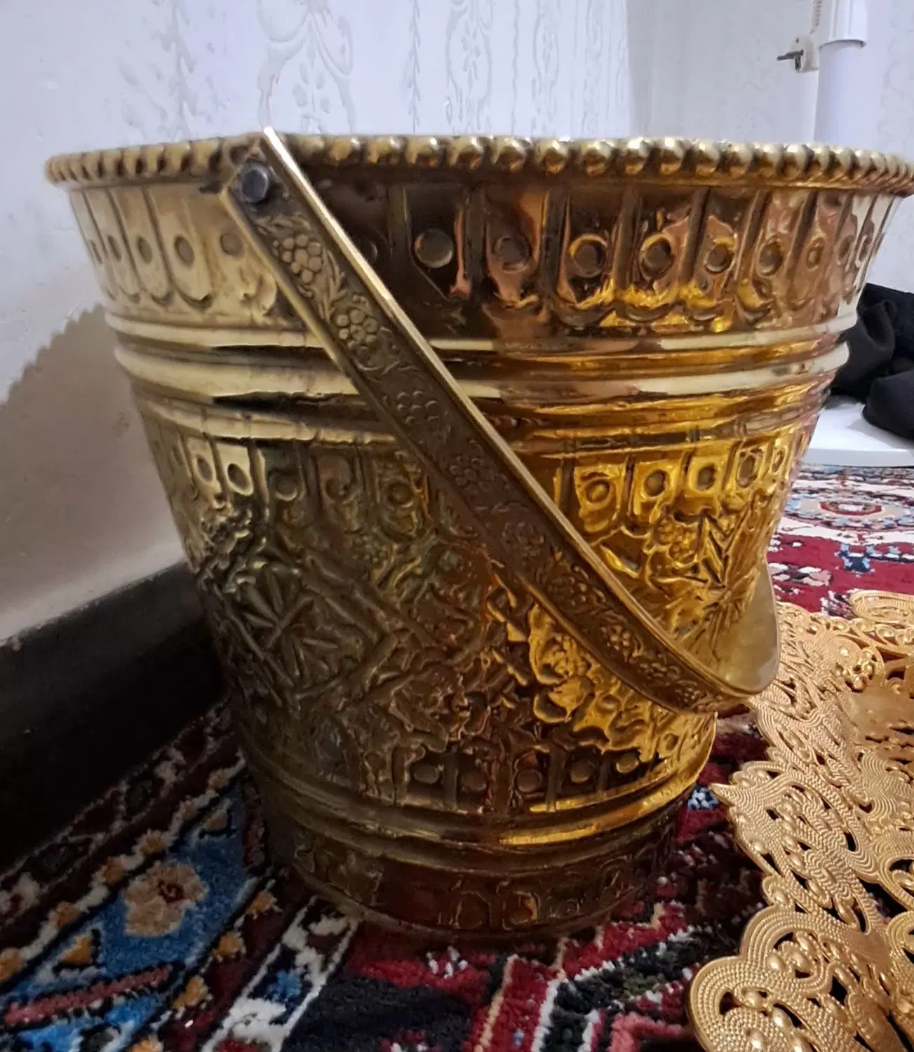 برنزی|کلکسیون اشیاء عتیقه|اردبیل, |دیوار