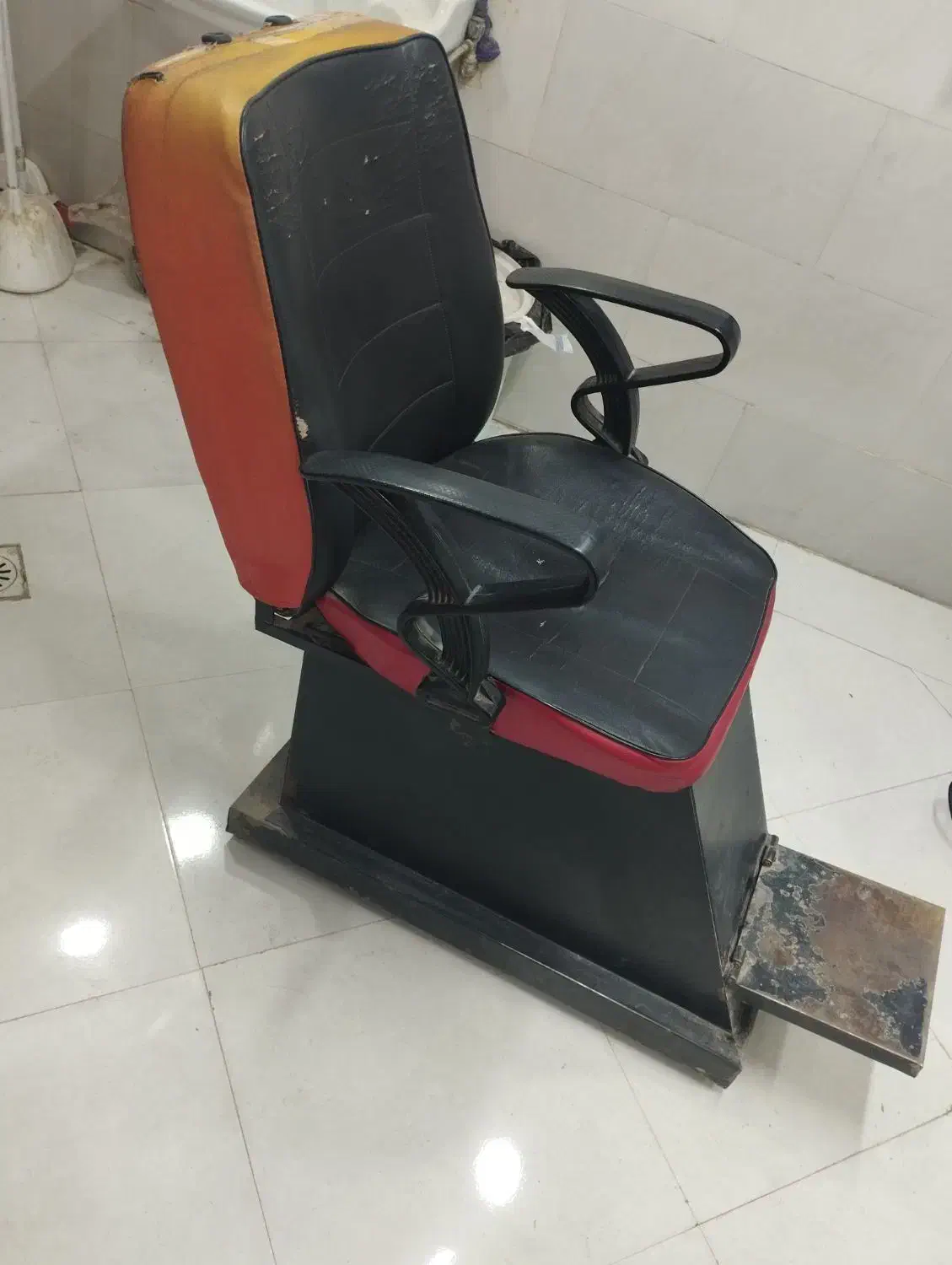 وسایل ارایشگری مردانه|آرایشگاه و سالن‌های زیبایی|کارون, |دیوار