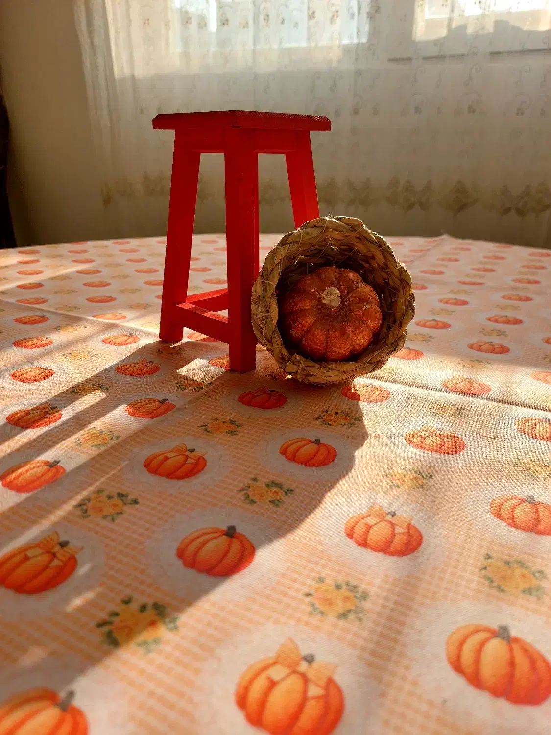 رومیزی ضدلک برای یلدا سفره دستمال دکوراتیو|سفره، حوله، دستمال آشپزخانه|کرج, گلستان|دیوار