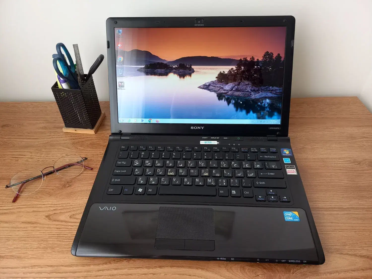لپ‌تاپ Sony VAIO بسیار تمیز|رایانه همراه|اصفهان, برازنده|دیوار