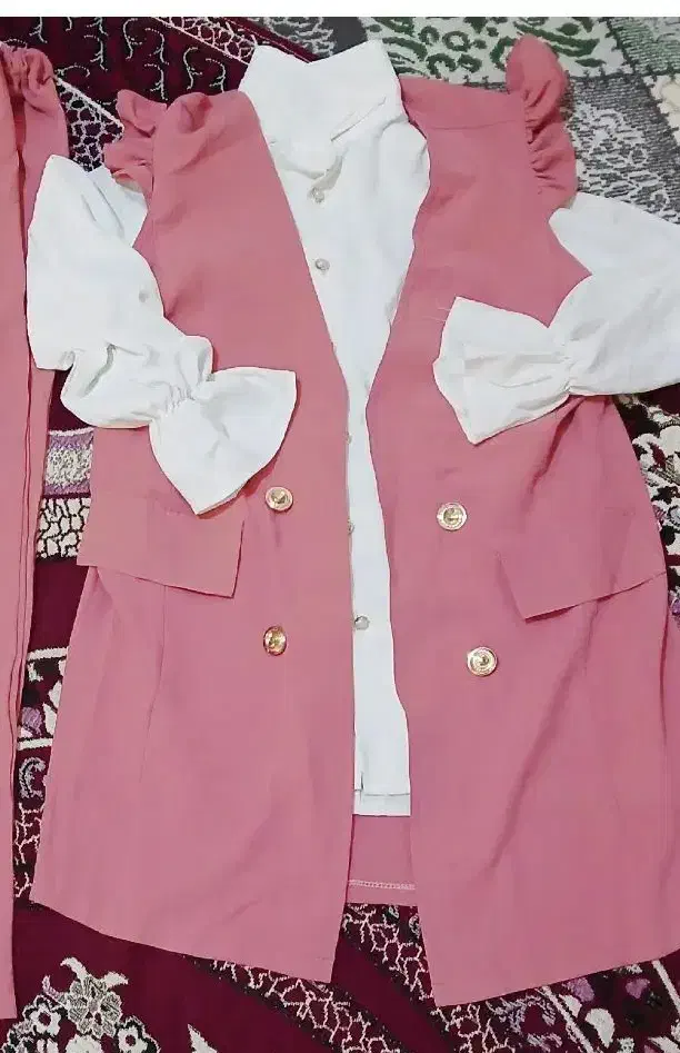 لباس|لباس|شادگان, |دیوار