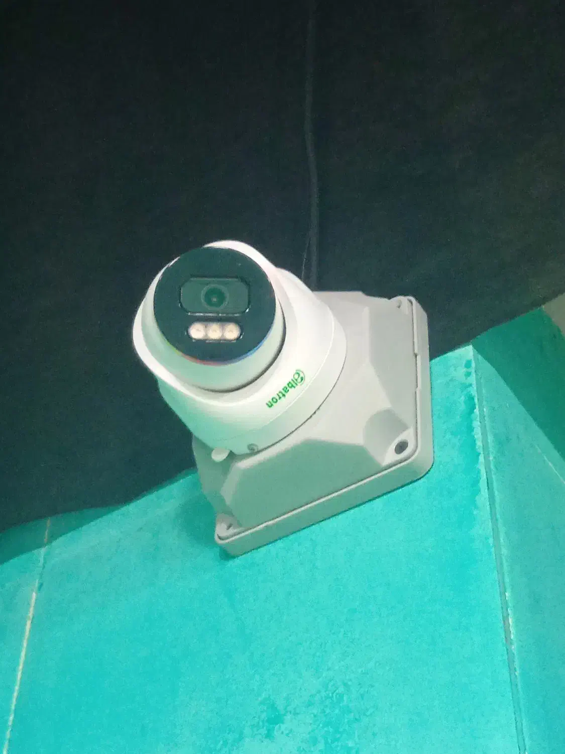 دوربین دو مگ میکروفن دار قیمت ویژه|دوربین مداربسته|یزد, |دیوار