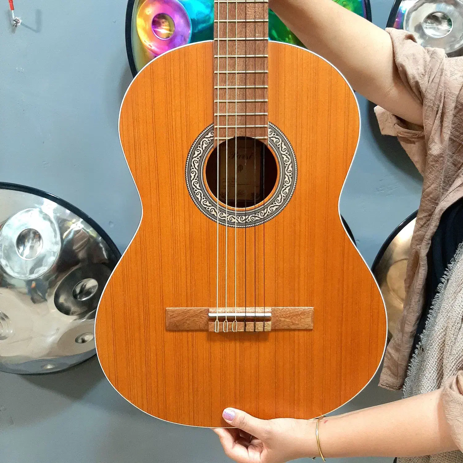 گیتار پارسی m5 ( گالری موسیقی سینا )|گیتار، بیس، امپلیفایر|پردیس, فاز ۲|دیوار