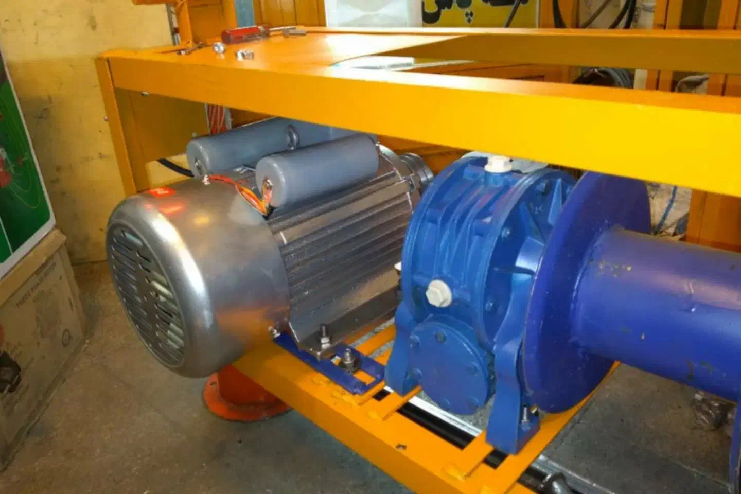 تعمیرات بالابر تکفاز وسه فاز گیربکس و پمپآب درمحل|خدمات پیشه و مهارت|شیراز, فرهنگیان|دیوار