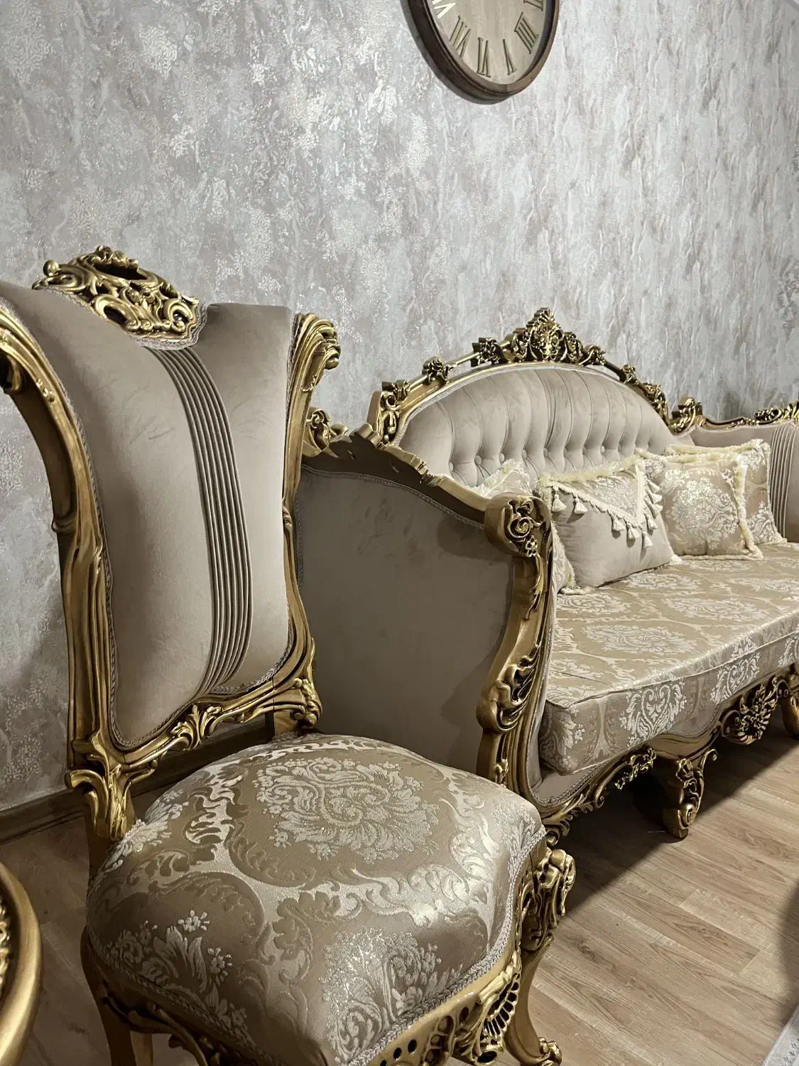 مبل|مبلمان خانگی و میز عسلی|شوط, |دیوار