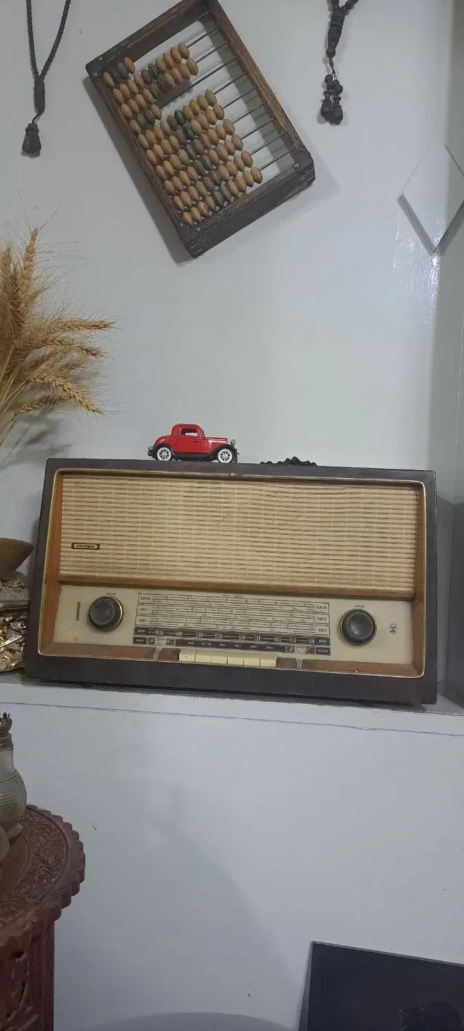 رادیوی قدیمی|کلکسیون اشیاء عتیقه|مشهد, کارمندان دوم|دیوار