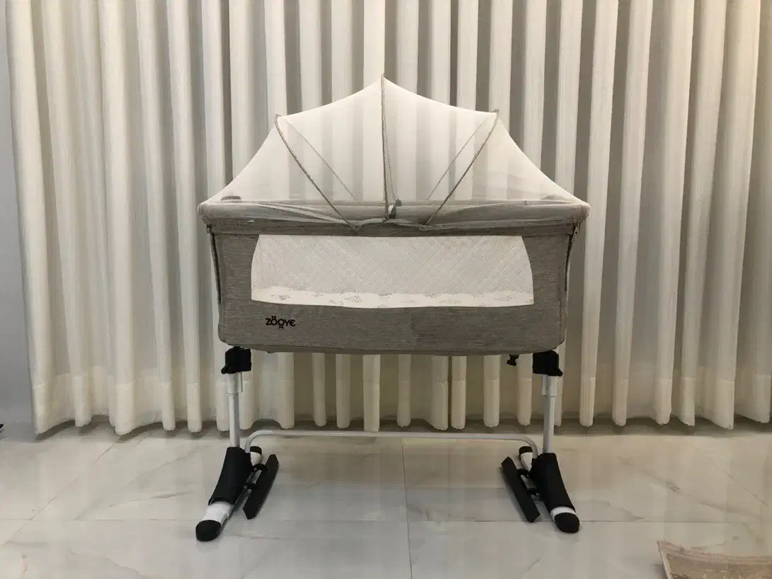 تخت و گهواره کنار مادر زویه|اسباب و اثاث بچه|بندرعباس, |دیوار