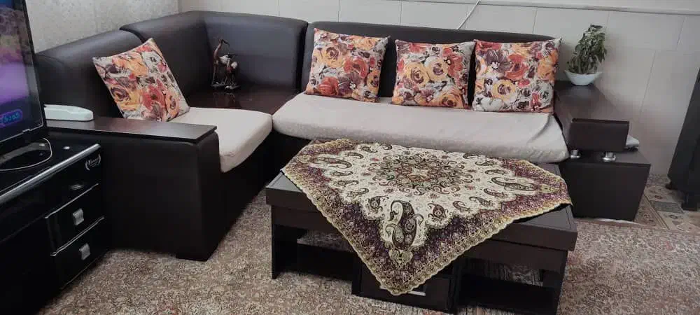 مبل ۷نفره پارچه وچرم|مبلمان خانگی و میز عسلی|قم, باسکول|دیوار