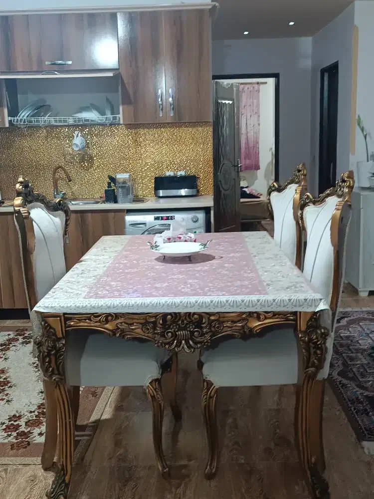 مبل|مبلمان خانگی و میز عسلی|تولم شهر, |دیوار