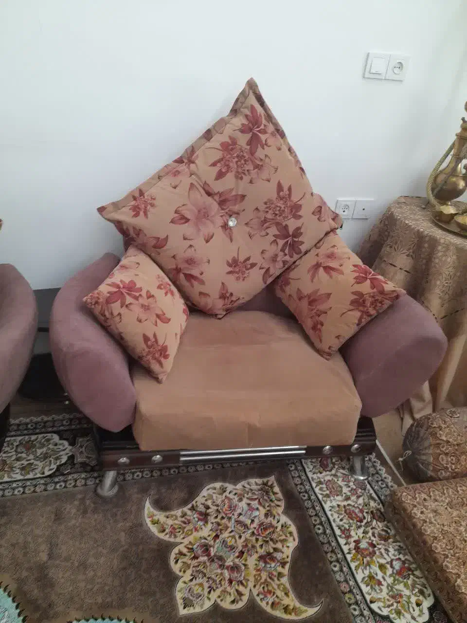 مبل سالم درحد نو 8500|مبلمان خانگی و میز عسلی|بافق, |دیوار