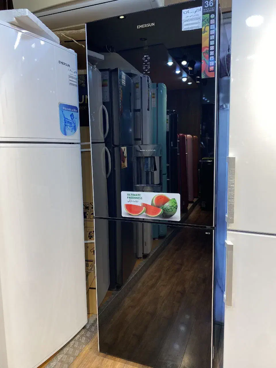 یخچال پایین فریزر لوکس مشکی امرسان|یخچال و فریزر|بیرجند, |دیوار