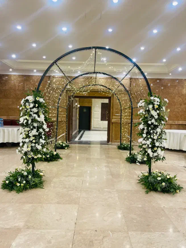 شبی فراموش‌نشدنی برای خاص‌ترین روز زندگی شما|خدمات پذیرایی، مراسم|یزد, |دیوار