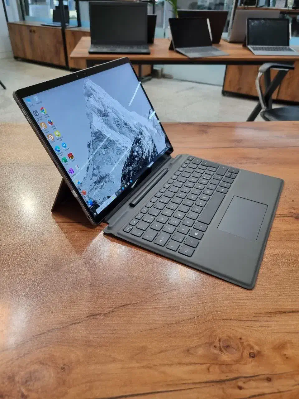 سرفیس‌اقساطی pro 8 قوی i5 نسل۱۱ رم 8و16 dell7320|رایانه همراه|مشهد, سراب|دیوار