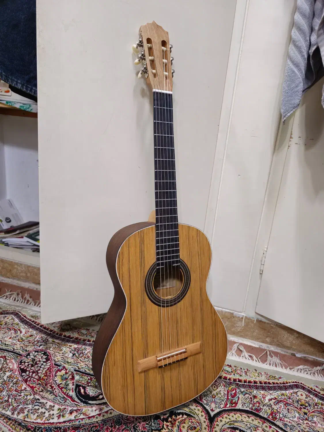 گیتار متاع پور ۴ نو|گیتار، بیس، امپلیفایر|کرج, دانشگاه هنر تهران (پردیس کرج)|دیوار