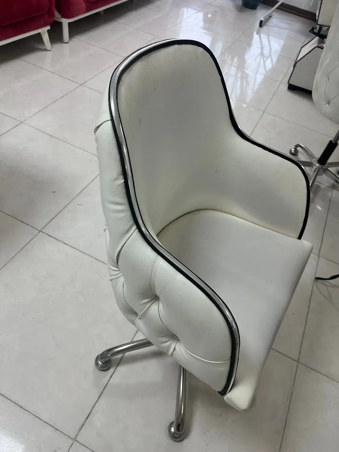 لوازم سالن زیبایی|آرایشگاه و سالن‌های زیبایی|تنکابن, |دیوار