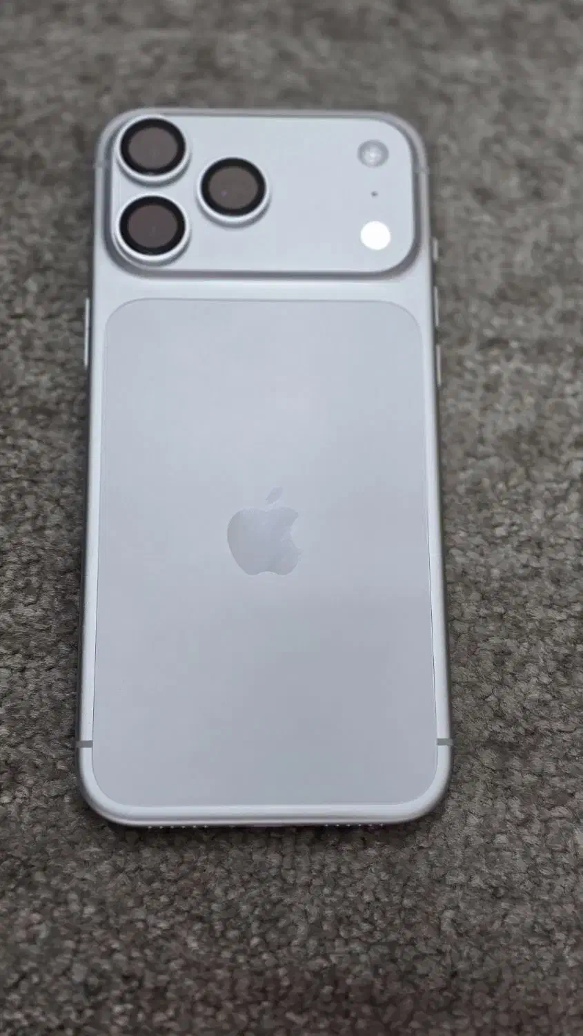 17 پرو مکس zaa|موبایل|کوهدشت, |دیوار