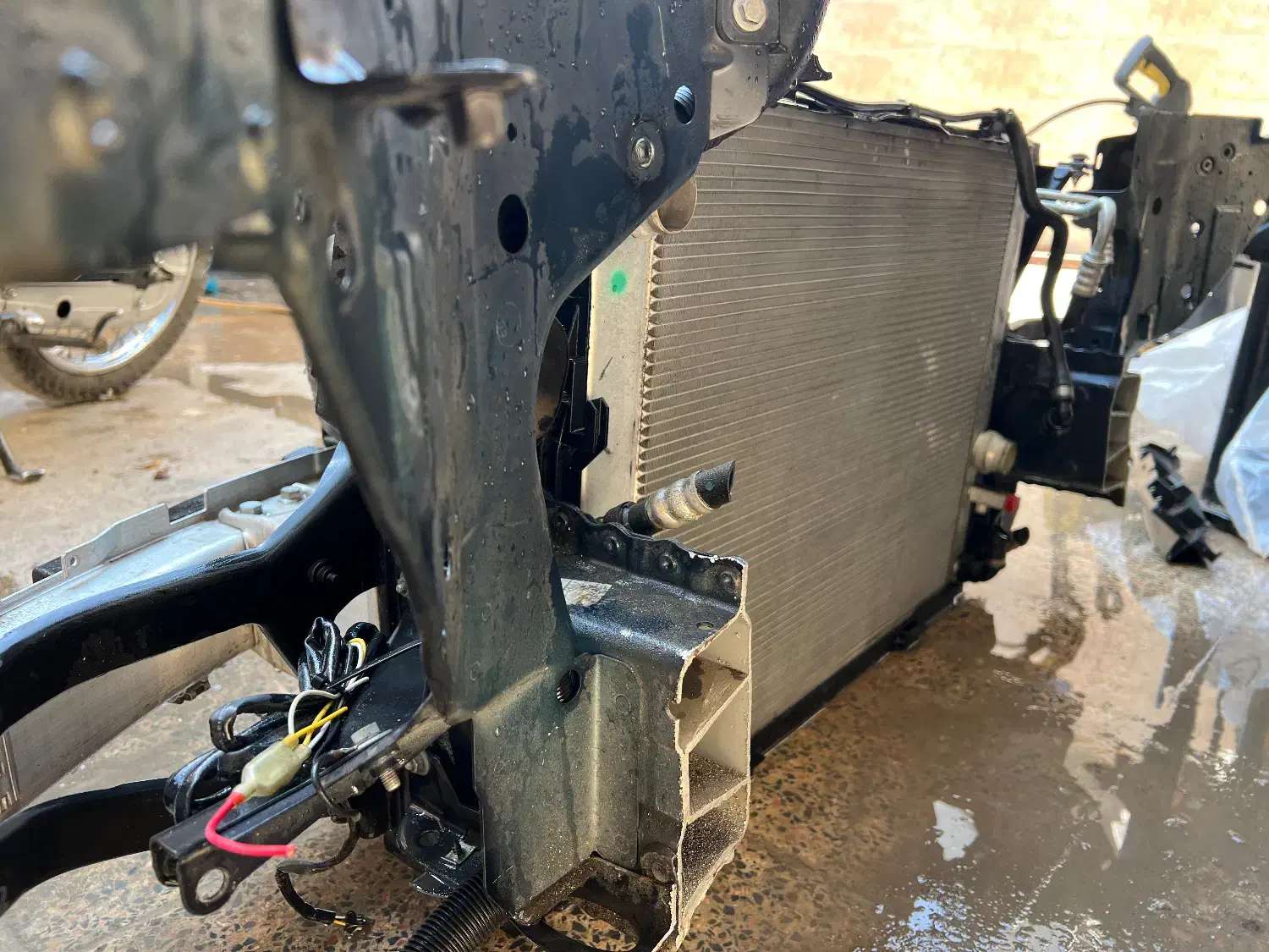 نوسکات رادیاتور اب وکولر دیاق سینی فن e60 525 520|قطعات یدکی و لوازم جانبی|تهران, بازار|دیوار